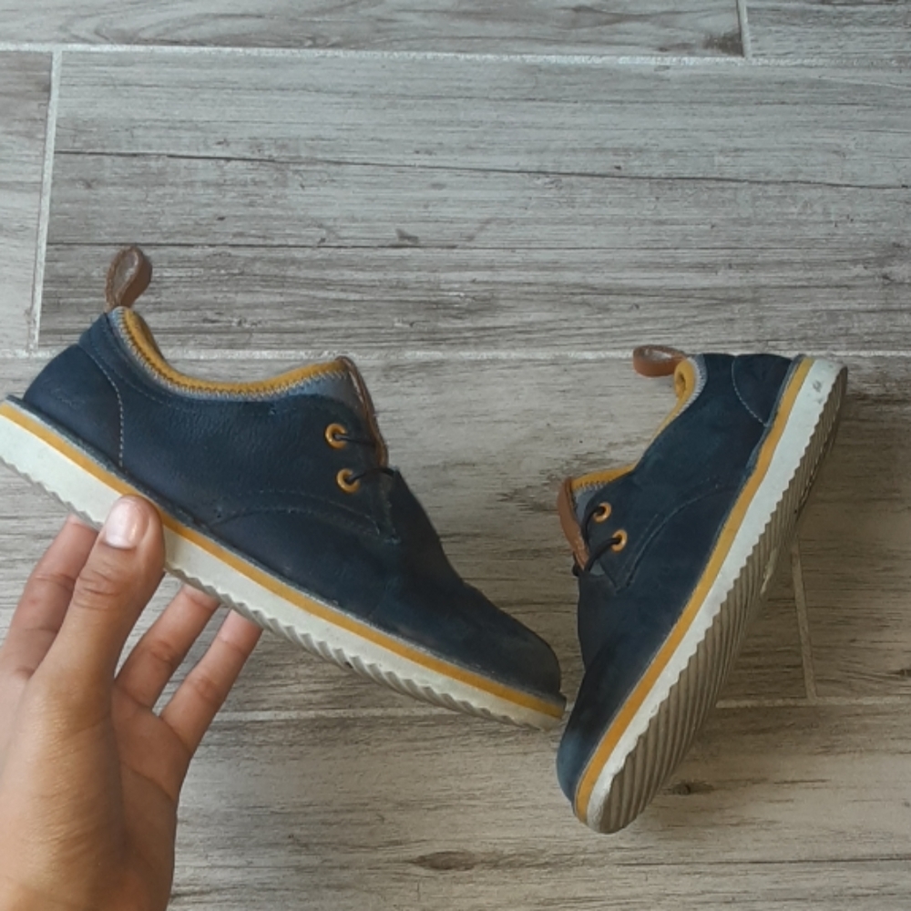 🦕 Boys clarks shoes 🦕